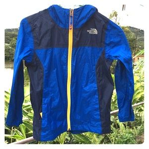 boys north face rain wind shell size 7 to 8